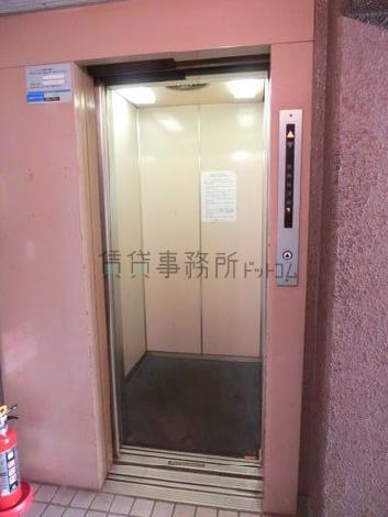 エレベーター