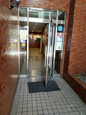 正面玄関