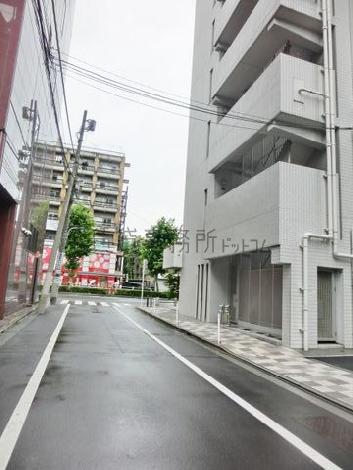 脇道側からの様子
