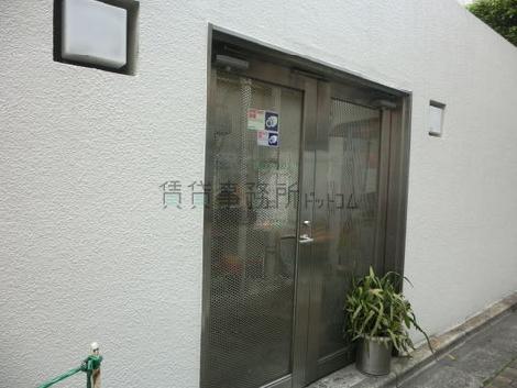 入居者用のゴミ置き場