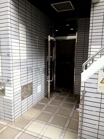正面玄関