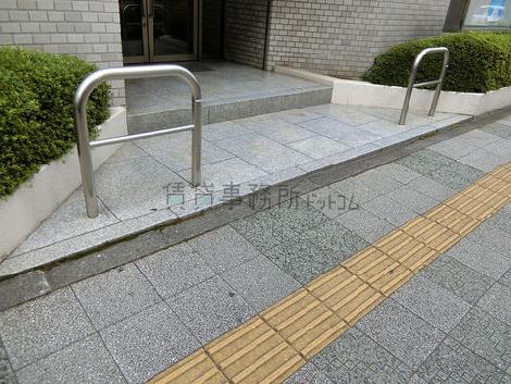 正面玄関