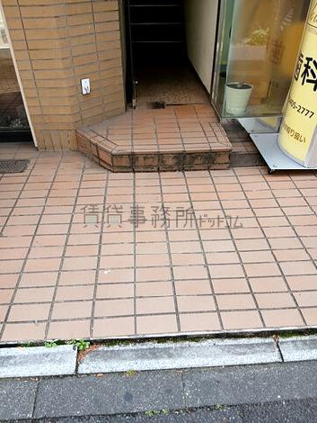 正面玄関