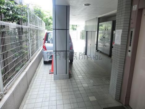 玄関回りの様子