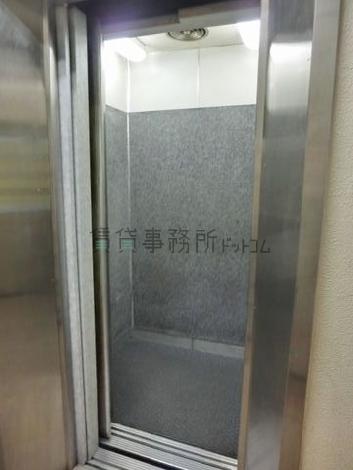 エレベーター