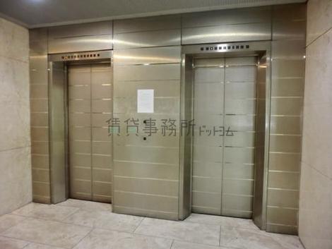 ゴージャスなエレベーター回り