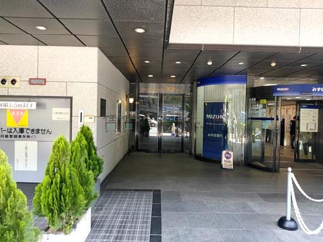 正面玄関