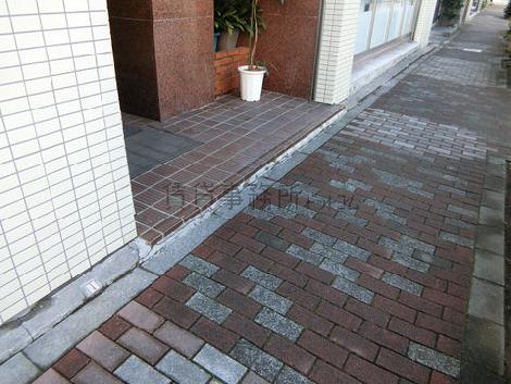 正面玄関