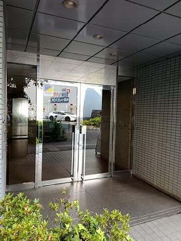 正面玄関