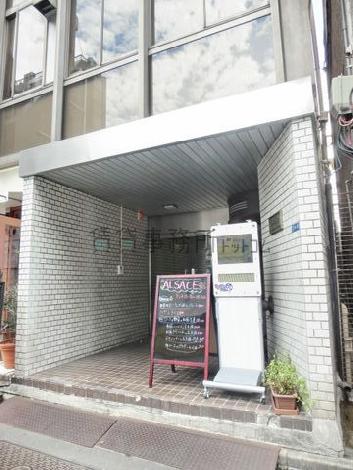 正面玄関