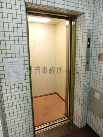 エレベーター