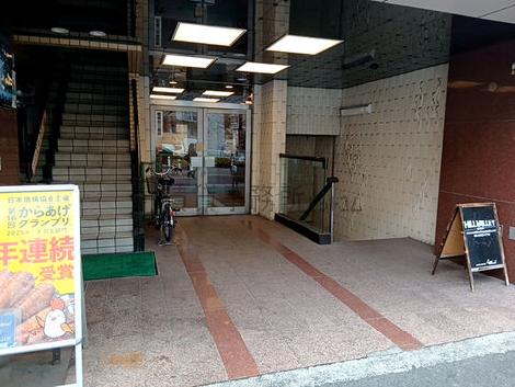 正面玄関