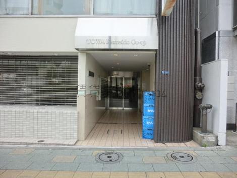 リニューアルされ綺麗な入口になってます