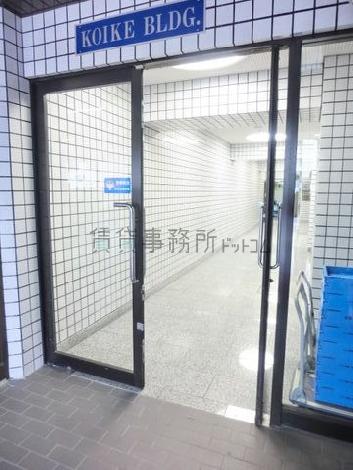 正面玄関