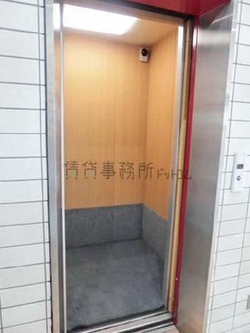 防犯カメラを設置