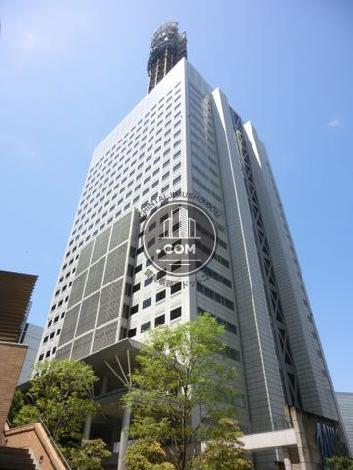 横浜メディアタワーの外観写真