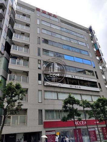 横浜アバックビルの外観写真