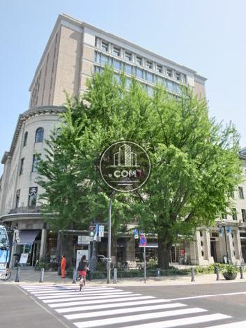 横浜情報文化センターの外観写真
