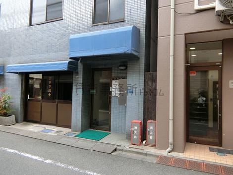 正面玄関