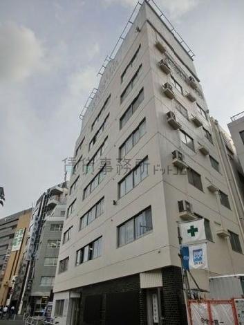 新宿駅まで約5分です