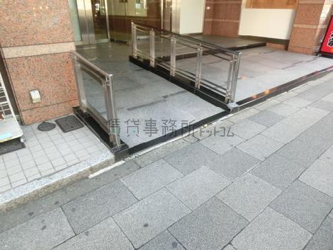 正面玄関