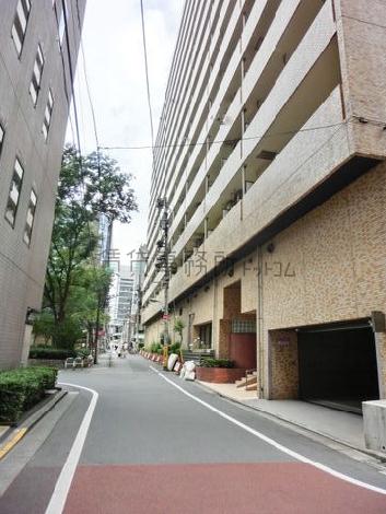 背面通り
