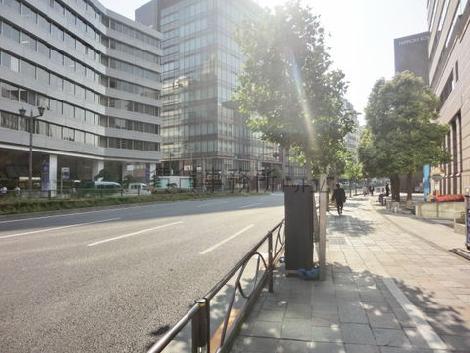 道が広く開放的です