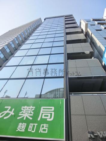 真正面から撮影。やはりガラスが綺麗です