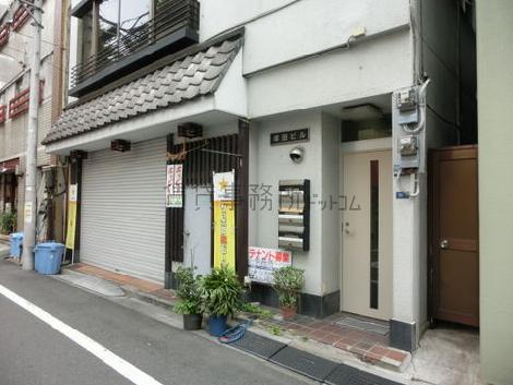 1階は飲食店となっております