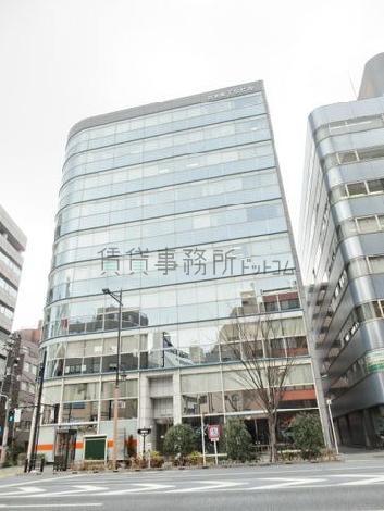 通りを一望出来ます