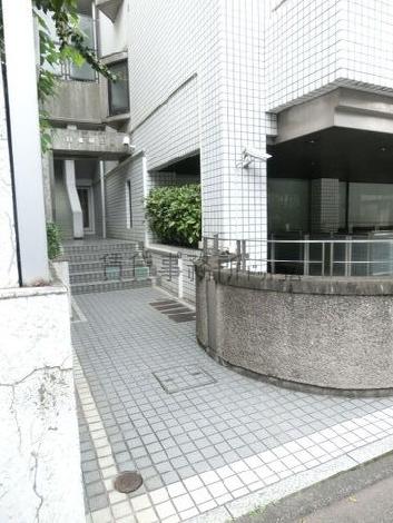 正面玄関