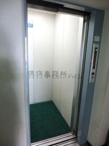 エレベーター