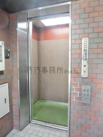 エレベーター