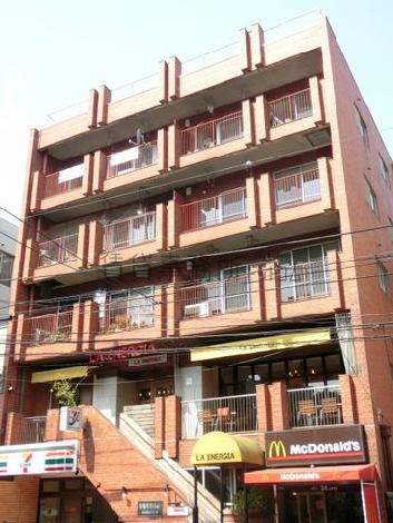 有栖川マンションの外観写真