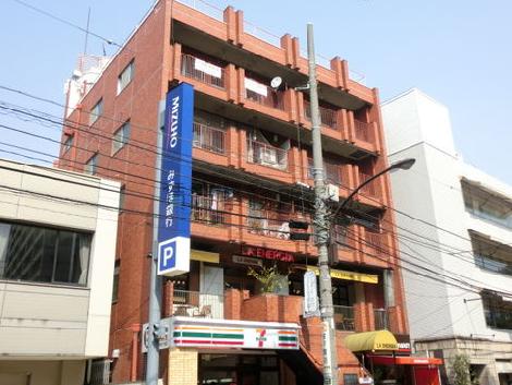 反対道路から見た様子