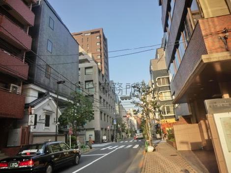麹町の閑静なオフィスエリア