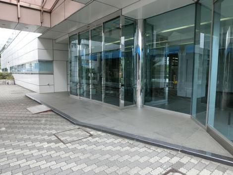 正面玄関