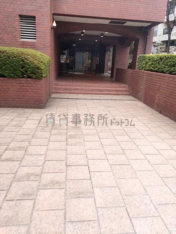 正面玄関