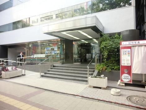 正面玄関