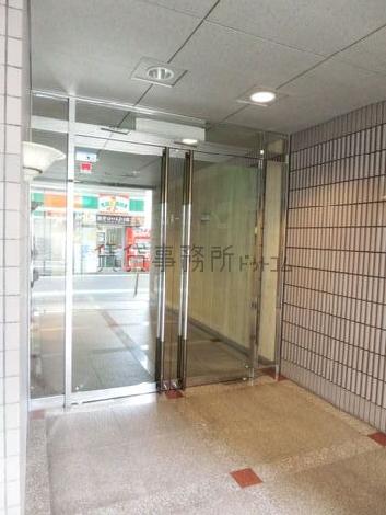 玄関前