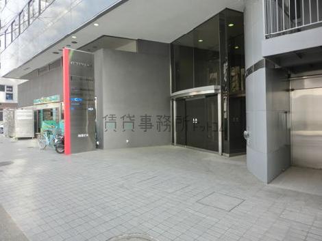 正面玄関