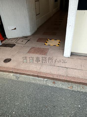 正面玄関