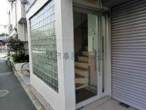 正面玄関