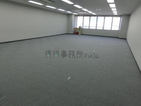 VORT新横浜の室内