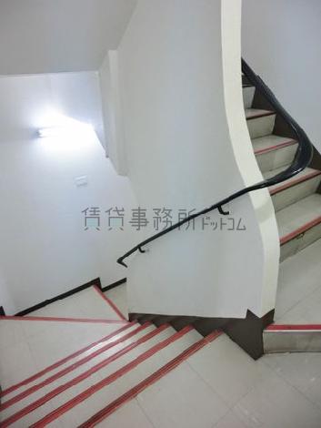 上り下りしやすい階段です