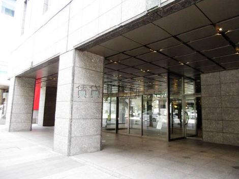 正面玄関
