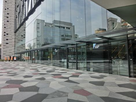 正面玄関