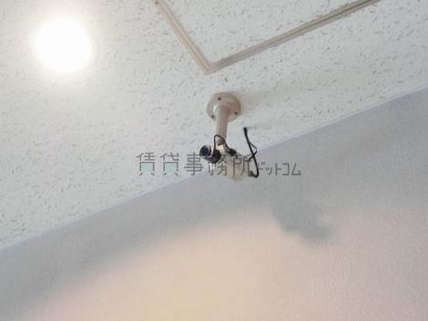 防犯カメラを設置