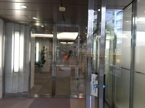 自動扉です