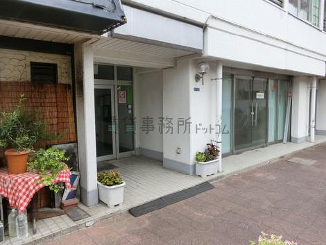 正面玄関